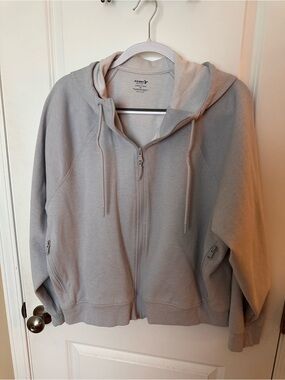 Old Navy Light Gray Zip-Up Hoodie